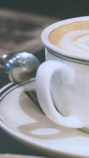 西餐厅餐前饮品咖啡现磨咖啡13秒视频