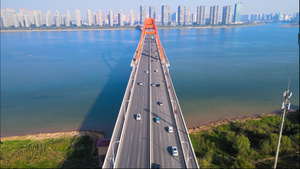 长沙城市桥梁福元路大桥城市交通车流4k航拍82秒视频