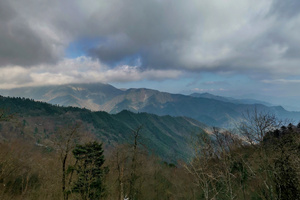 秦岭山峰云海延时28秒视频