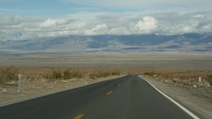 前往死亡谷的公路旅行18秒视频