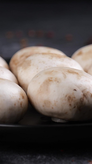 蘑菇移镜干锅食材11秒视频