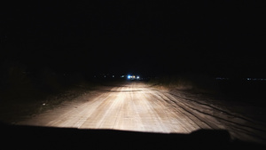 夜晚的农村公路22秒视频