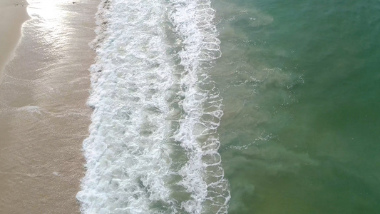 4K沙滩海浪[海滨浴场]视频