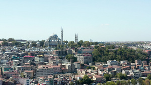 伊斯坦布尔一座小山上的美丽清真寺23秒视频