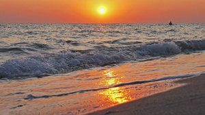 日出在海面上22秒视频