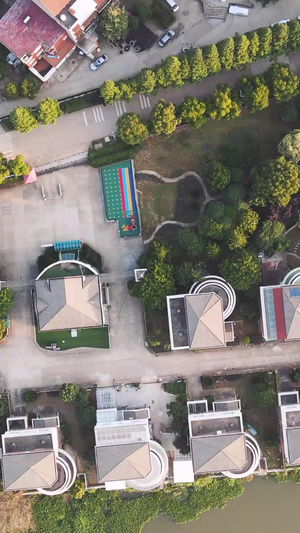 航拍风光城市城郊城中村五颜六色的私房待拆迁棚户区素材武汉城市92秒视频