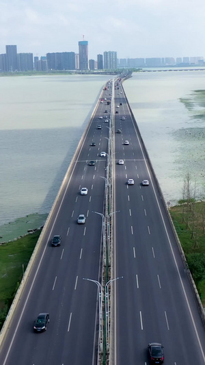 航拍太湖新城大桥城市环境95秒视频