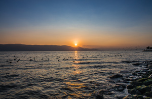 大理洱海日出风光延时摄影19秒视频