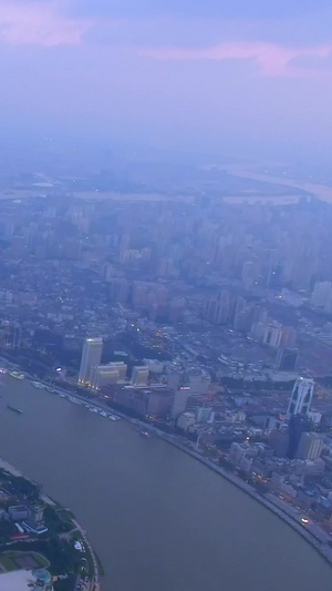 晨曦中上海航拍万国建筑72秒视频