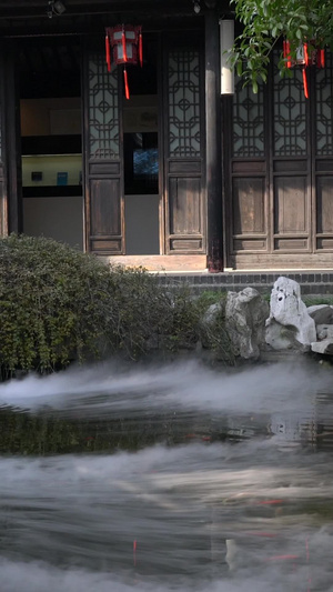 烟雾飘渺中国园林池塘实拍42秒视频