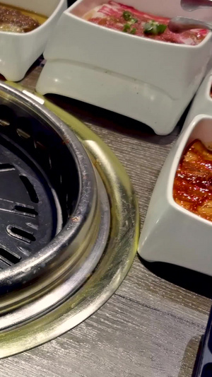 实拍韩式烤肉素材五花肉140秒视频