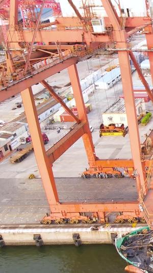 国际远洋物流码头轮船装卸航拍国际航运中心建设94秒视频