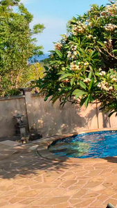 巴厘岛酒店内部私人游泳池印度尼西亚视频