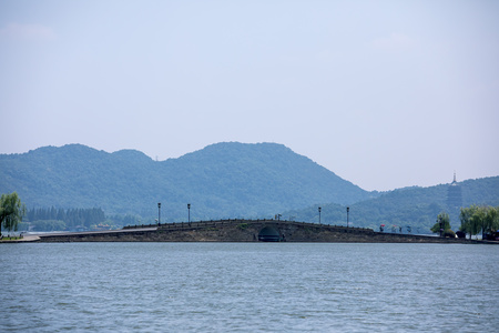 8K延时拍摄杭州西湖著名景点断桥视频
