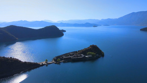 4k大理泸沽湖里格半岛全景航拍29秒视频