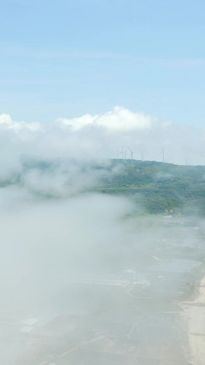 镇海角海岸线平流雾58秒视频