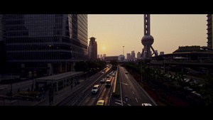 日落下东方明珠延安东路过江隧道电影比例视频16秒视频