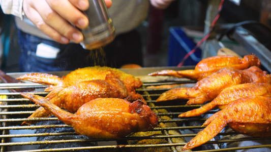 城市美食街中式美食小吃鸡翅包饭4k烧烤素材视频