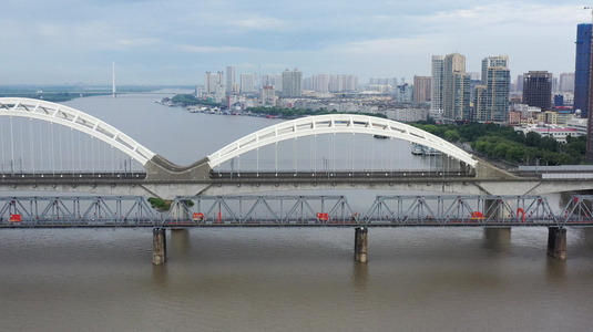 哈尔滨松花江滨洲铁路桥航拍4K视频视频