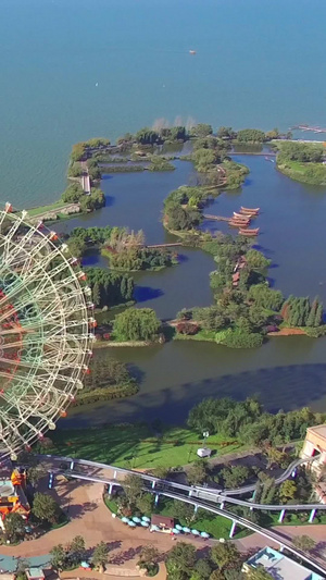 航拍大型主题游乐园设施设备游乐设施34秒视频