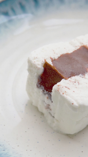夏天吃冰淇淋雪糕冰激凌22秒视频