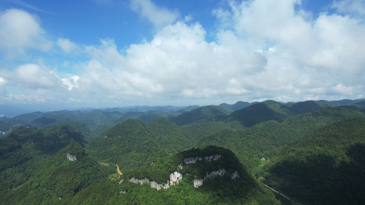 航拍湖北宜昌三峡山峰峡谷自然风景4k素材视频