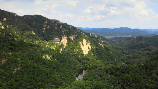 5A级风景区千山龙泉寺喷泉喊泉视频