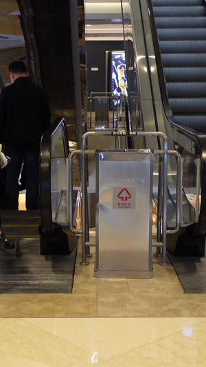 购物中心手扶电梯商业素材购物素材37秒视频