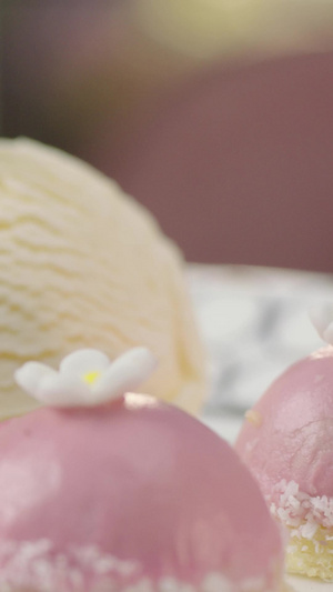 甜品粉色蛋糕25秒视频