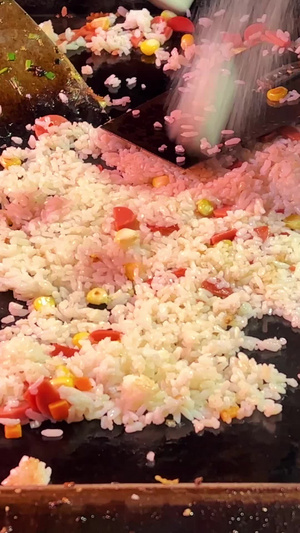 特色餐饮小吃简餐铁板炒饭制作过程素材美食素材55秒视频