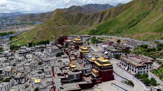 航拍西藏日喀则5A景点扎什伦布寺视频视频
