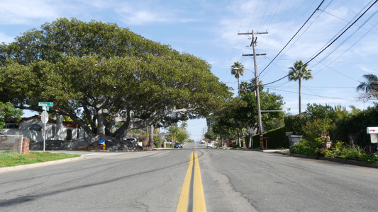 城市郊区街道上的房屋,加利福尼亚usa.通用建筑,Los Angelaes附近的住宅区视频