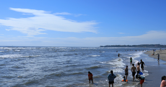 4K秦皇岛海滨金屋浴场视频