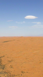 航拍腾格里沙漠高大复合型沙丘视频