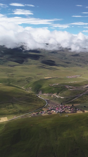 航拍317川藏线卡萨湖高海拔76秒视频