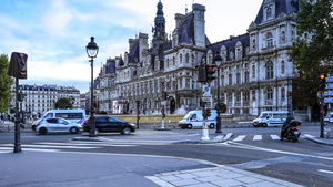 法国巴黎城市风光市政厅清晨实拍视频42秒视频