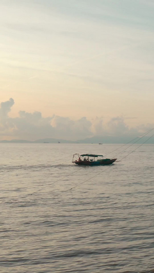 渔船晒鱼网空境场景在户外28秒视频