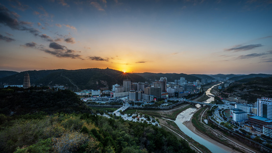 8K俯拍延安夕阳延时视频