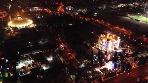 这座城市被装饰为圣诞节和新年9秒视频