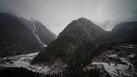 云南冰天雪地山谷延时视频