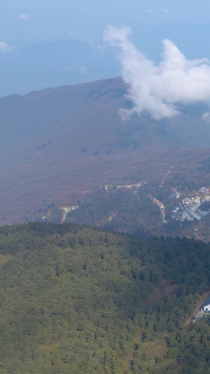 峨眉山山脉航拍视频5A景区101秒视频