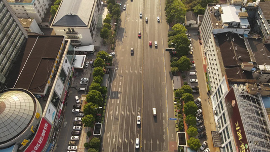 航拍城市交通道路车流视频