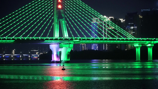 城市江水大桥夜景视频
