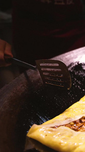 素材慢镜头升格拍摄湖北特色小吃早餐豆皮制作过程慢动作视频