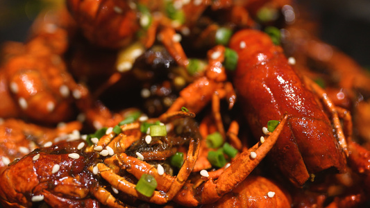 中式菜肴油焖龙虾餐饮美食4k素材视频