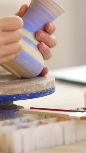 陶器绘画花纹上色手工制作diy23秒视频