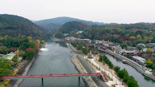 水井城京都日本河的河流视频