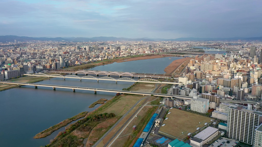 和在日本的大阪城建河视频