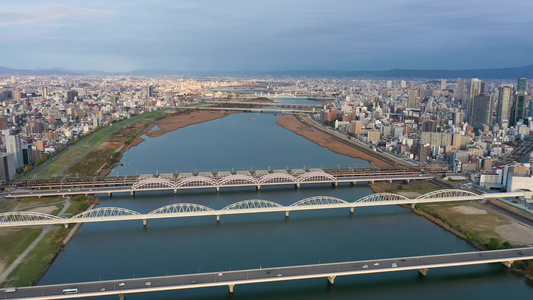 和在日本的大阪城建河视频