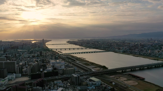 和在日本的大阪城建河视频